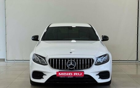 Mercedes-Benz E-Класс, 2017 год, 3 437 000 рублей, 3 фотография