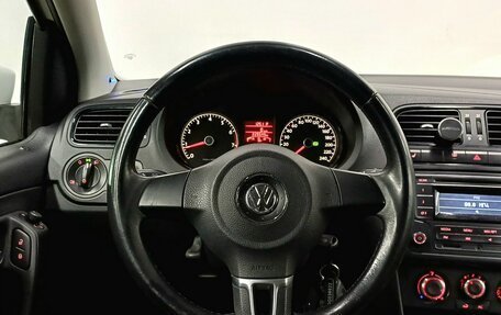 Volkswagen Polo VI (EU Market), 2012 год, 700 000 рублей, 12 фотография