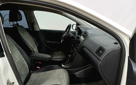 Volkswagen Polo VI (EU Market), 2012 год, 700 000 рублей, 20 фотография