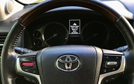 Toyota Land Cruiser 200, 2016 год, 8 800 000 рублей, 8 фотография