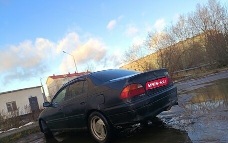 Toyota Avensis III рестайлинг, 1998 год, 165 000 рублей, 3 фотография