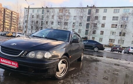 Toyota Avensis III рестайлинг, 1998 год, 165 000 рублей, 6 фотография