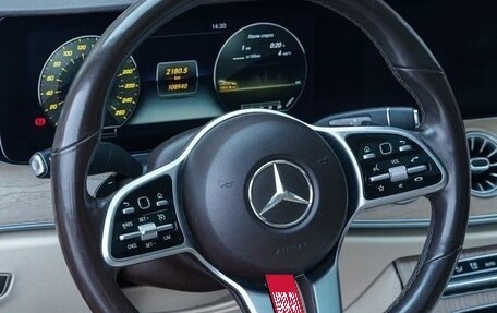 Mercedes-Benz E-Класс, 2019 год, 3 550 000 рублей, 16 фотография