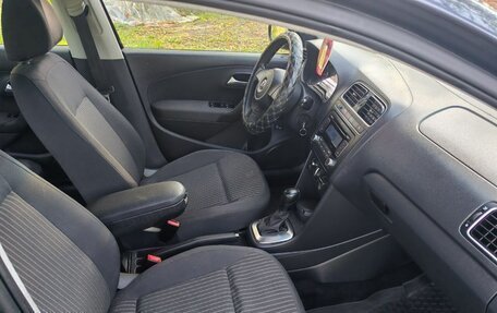 Volkswagen Polo VI (EU Market), 2011 год, 850 000 рублей, 17 фотография