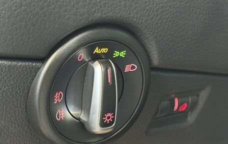 Volkswagen Multivan T6 рестайлинг, 2016 год, 3 125 000 рублей, 7 фотография