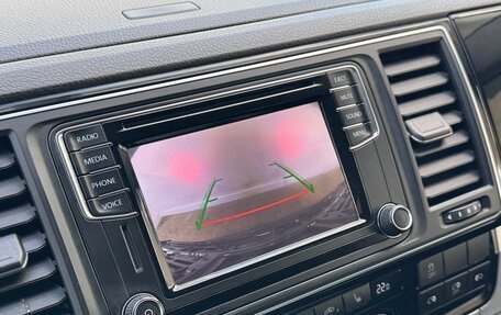 Volkswagen Multivan T6 рестайлинг, 2016 год, 3 125 000 рублей, 10 фотография