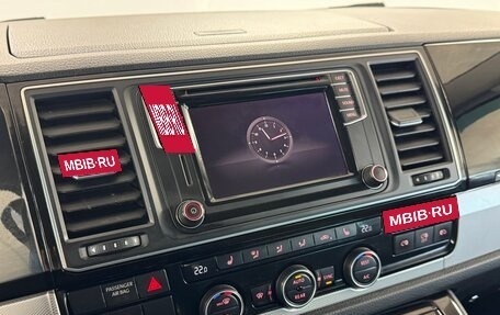 Volkswagen Multivan T6 рестайлинг, 2016 год, 3 125 000 рублей, 9 фотография