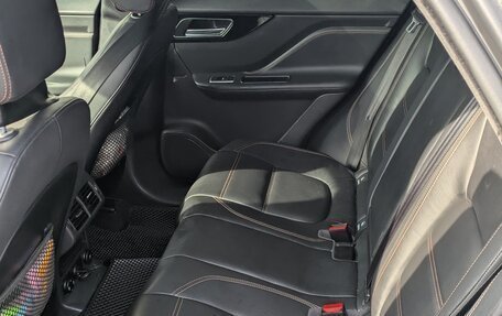 Jaguar F-Pace, 2018 год, 1 700 000 рублей, 3 фотография