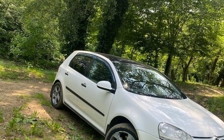 Volkswagen Golf V, 2005 год, 750 000 рублей, 3 фотография