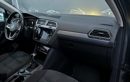 Volkswagen Tiguan II, 2021 год, 2 890 600 рублей, 6 фотография