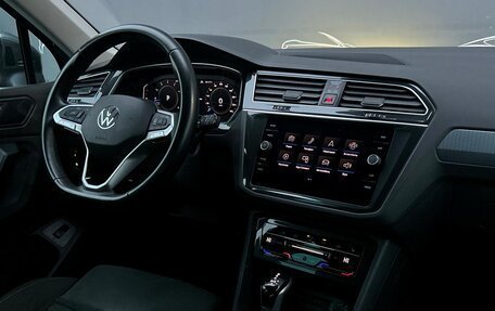 Volkswagen Tiguan II, 2021 год, 2 890 600 рублей, 13 фотография