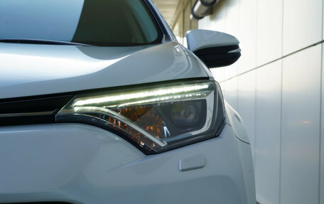 Toyota RAV4, 2018 год, 2 790 000 рублей, 7 фотография