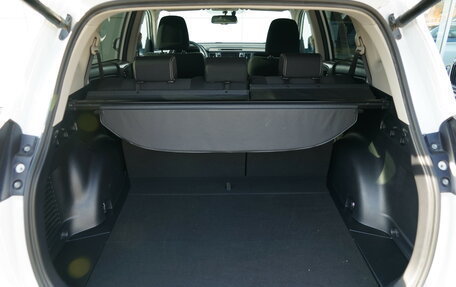 Toyota RAV4, 2018 год, 2 790 000 рублей, 15 фотография