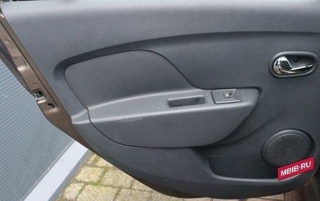 Renault Logan II, 2022 год, 1 449 000 рублей, 14 фотография