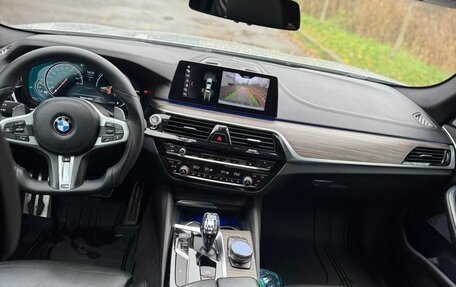 BMW 5 серия, 2018 год, 3 950 000 рублей, 6 фотография