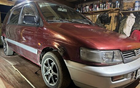 Mitsubishi Space Wagon III, 1994 год, 145 000 рублей, 3 фотография