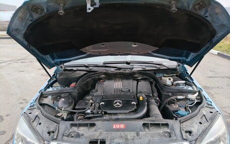 Mercedes-Benz C-Класс, 2010 год, 1 600 000 рублей, 22 фотография