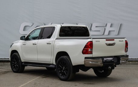 Toyota Hilux VIII, 2016 год, 2 750 000 рублей, 2 фотография