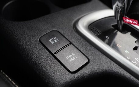 Toyota Hilux VIII, 2016 год, 2 750 000 рублей, 19 фотография