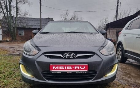 Hyundai Solaris II рестайлинг, 2013 год, 790 000 рублей, 3 фотография