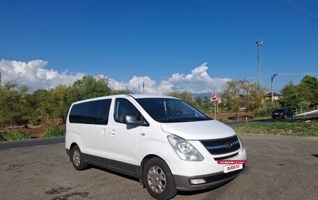 Hyundai H-1 II рестайлинг, 2011 год, 1 500 000 рублей, 3 фотография