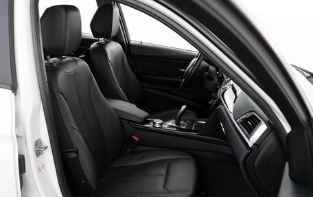 BMW 3 серия, 2018 год, 2 149 953 рублей, 8 фотография