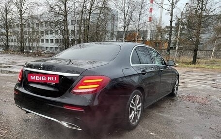 Mercedes-Benz E-Класс, 2020 год, 3 750 000 рублей, 6 фотография