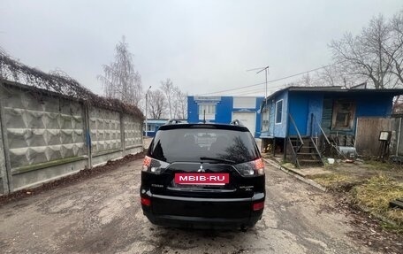 Mitsubishi Outlander III рестайлинг 3, 2010 год, 1 050 000 рублей, 8 фотография