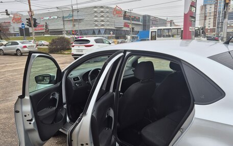 Volkswagen Polo VI (EU Market), 2011 год, 550 000 рублей, 4 фотография