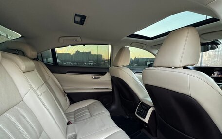 Lexus ES VII, 2018 год, 3 300 000 рублей, 27 фотография