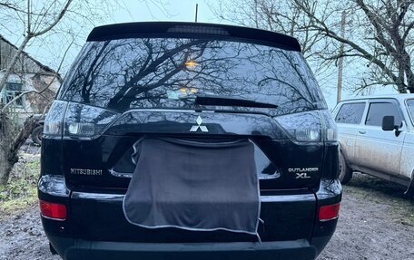 Mitsubishi Outlander III рестайлинг 3, 2008 год, 1 250 000 рублей, 10 фотография