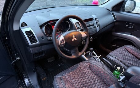 Mitsubishi Outlander III рестайлинг 3, 2008 год, 1 250 000 рублей, 19 фотография