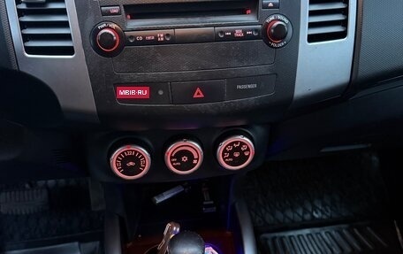 Mitsubishi Outlander III рестайлинг 3, 2008 год, 1 250 000 рублей, 17 фотография