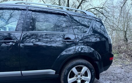 Mitsubishi Outlander III рестайлинг 3, 2008 год, 1 250 000 рублей, 22 фотография