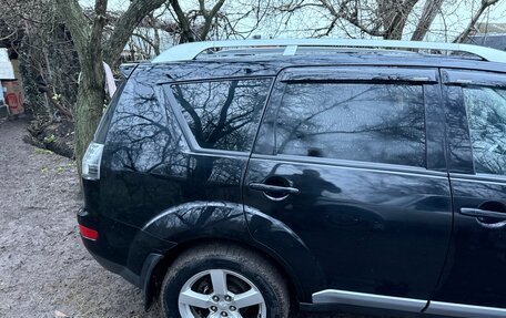 Mitsubishi Outlander III рестайлинг 3, 2008 год, 1 250 000 рублей, 33 фотография