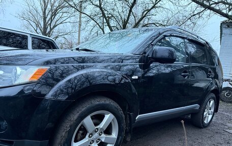 Mitsubishi Outlander III рестайлинг 3, 2008 год, 1 250 000 рублей, 24 фотография