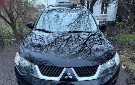 Mitsubishi Outlander III рестайлинг 3, 2008 год, 1 250 000 рублей, 36 фотография