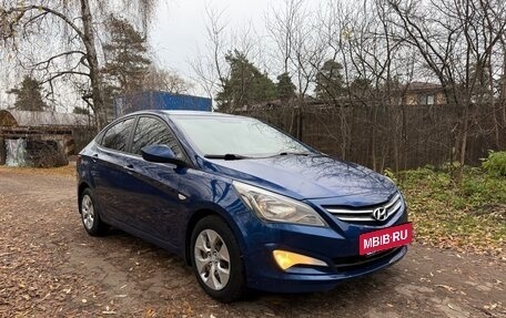 Hyundai Solaris II рестайлинг, 2015 год, 785 000 рублей, 2 фотография