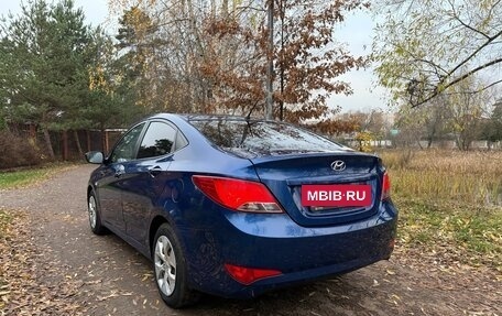 Hyundai Solaris II рестайлинг, 2015 год, 785 000 рублей, 3 фотография