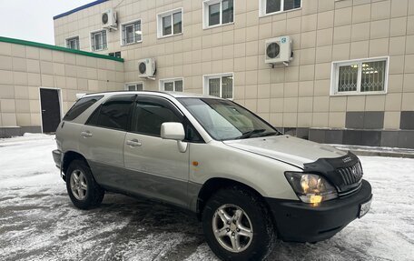 Lexus RX IV рестайлинг, 2002 год, 825 000 рублей, 1 фотография