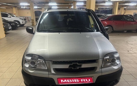 Chevrolet Niva I рестайлинг, 2018 год, 790 000 рублей, 1 фотография