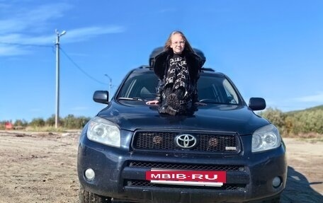 Toyota RAV4, 2006 год, 750 000 рублей, 2 фотография