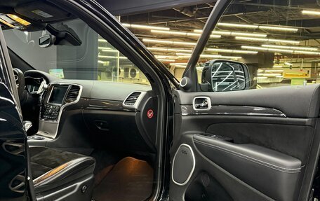 Jeep Grand Cherokee, 2017 год, 4 950 000 рублей, 13 фотография