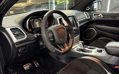 Jeep Grand Cherokee, 2017 год, 4 950 000 рублей, 17 фотография