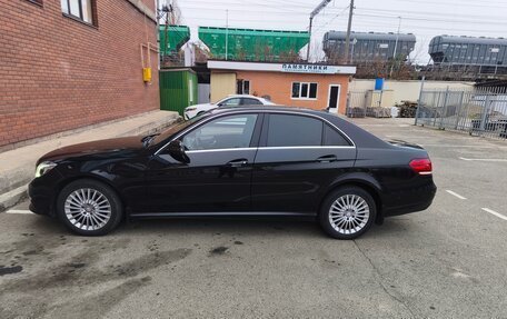 Mercedes-Benz E-Класс, 2013 год, 2 250 000 рублей, 4 фотография