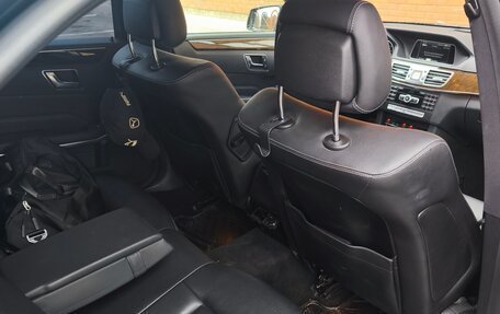 Mercedes-Benz E-Класс, 2013 год, 2 250 000 рублей, 10 фотография