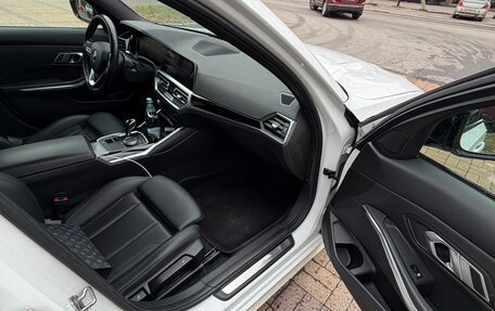 BMW 3 серия, 2021 год, 3 850 000 рублей, 6 фотография