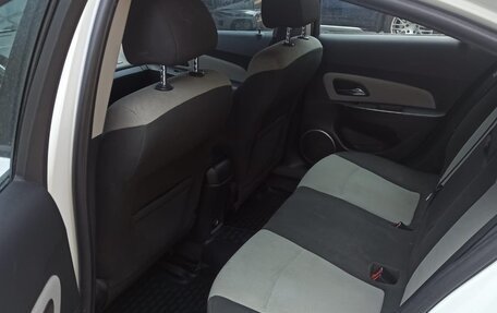 Chevrolet Cruze II, 2013 год, 750 000 рублей, 9 фотография