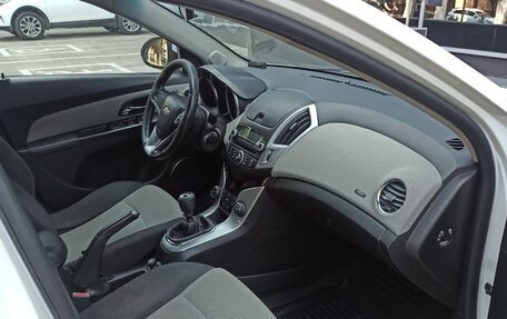 Chevrolet Cruze II, 2013 год, 750 000 рублей, 8 фотография