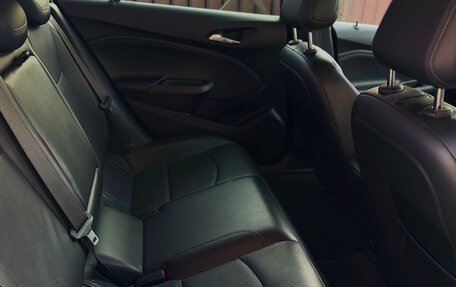 Chevrolet Cruze II, 2017 год, 1 620 000 рублей, 7 фотография